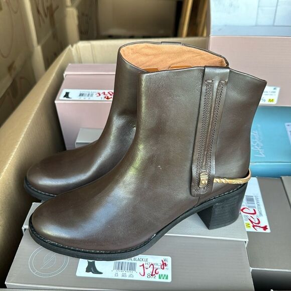 Franco Sarto Sandy Bootie - Picture 6 of 7